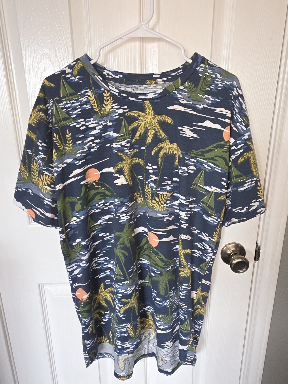 LuLaRoe Men's Navy Tropical Print Tee with Green and Yellow Accents
